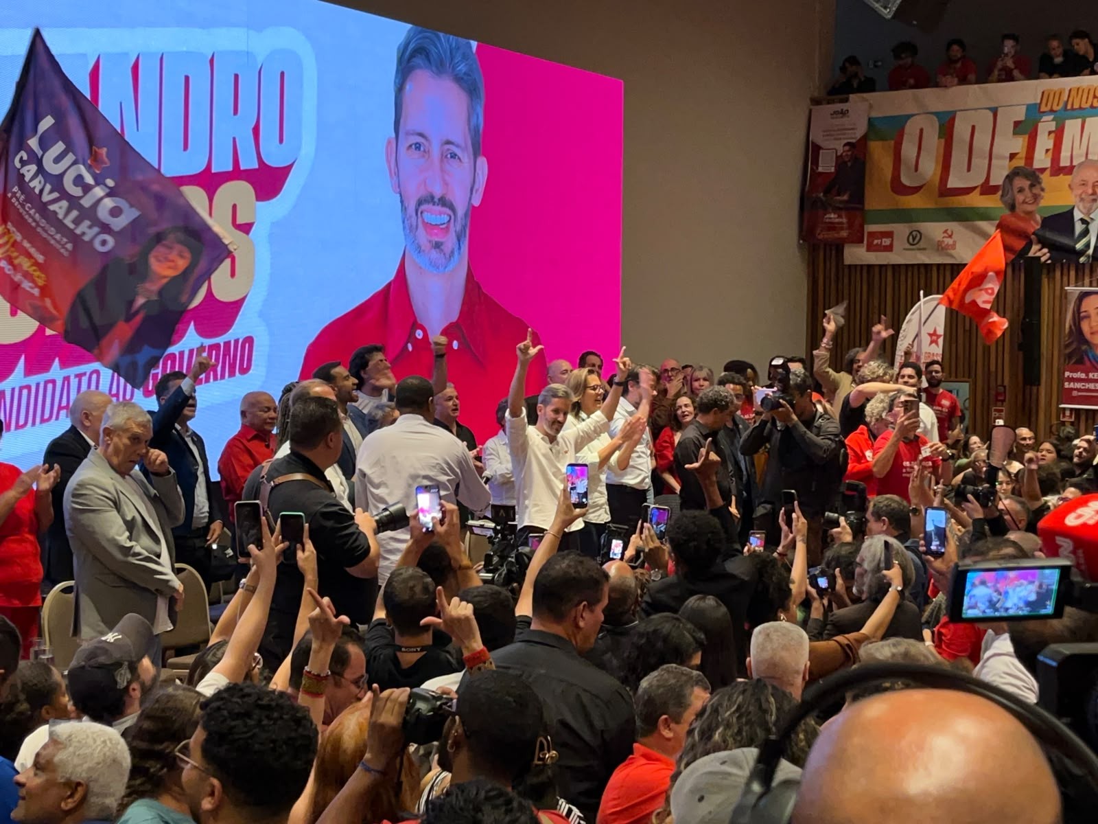 foto Not&iacute;cia Samambaia